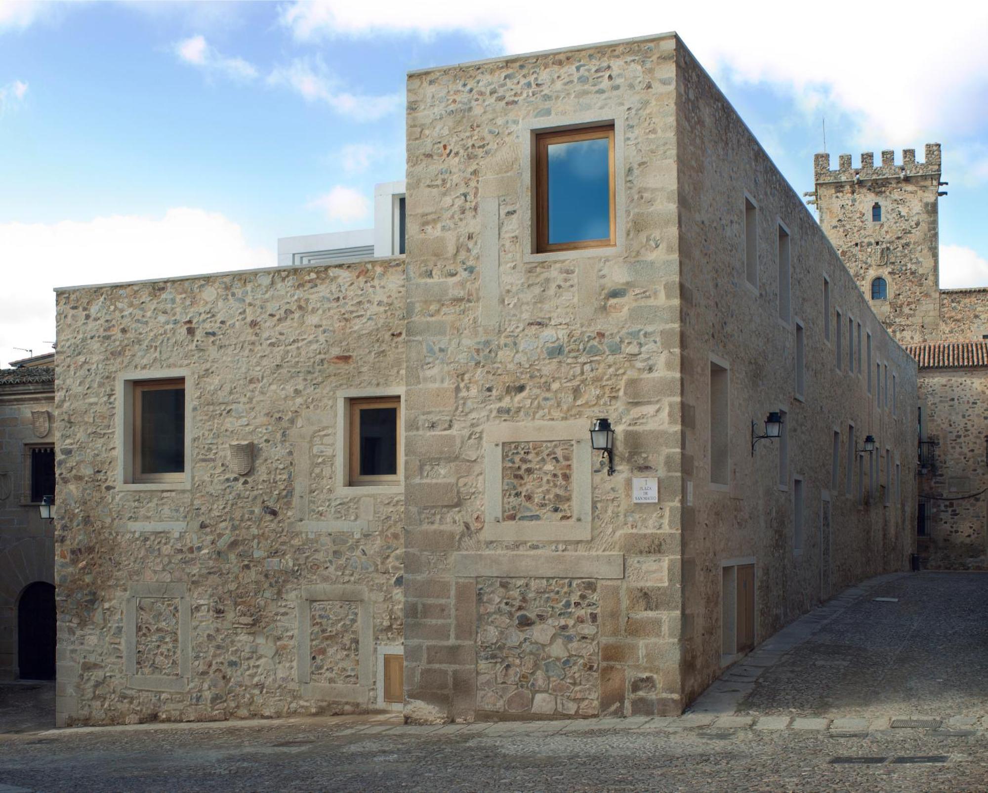Atrio Hotel Caces Exterior foto